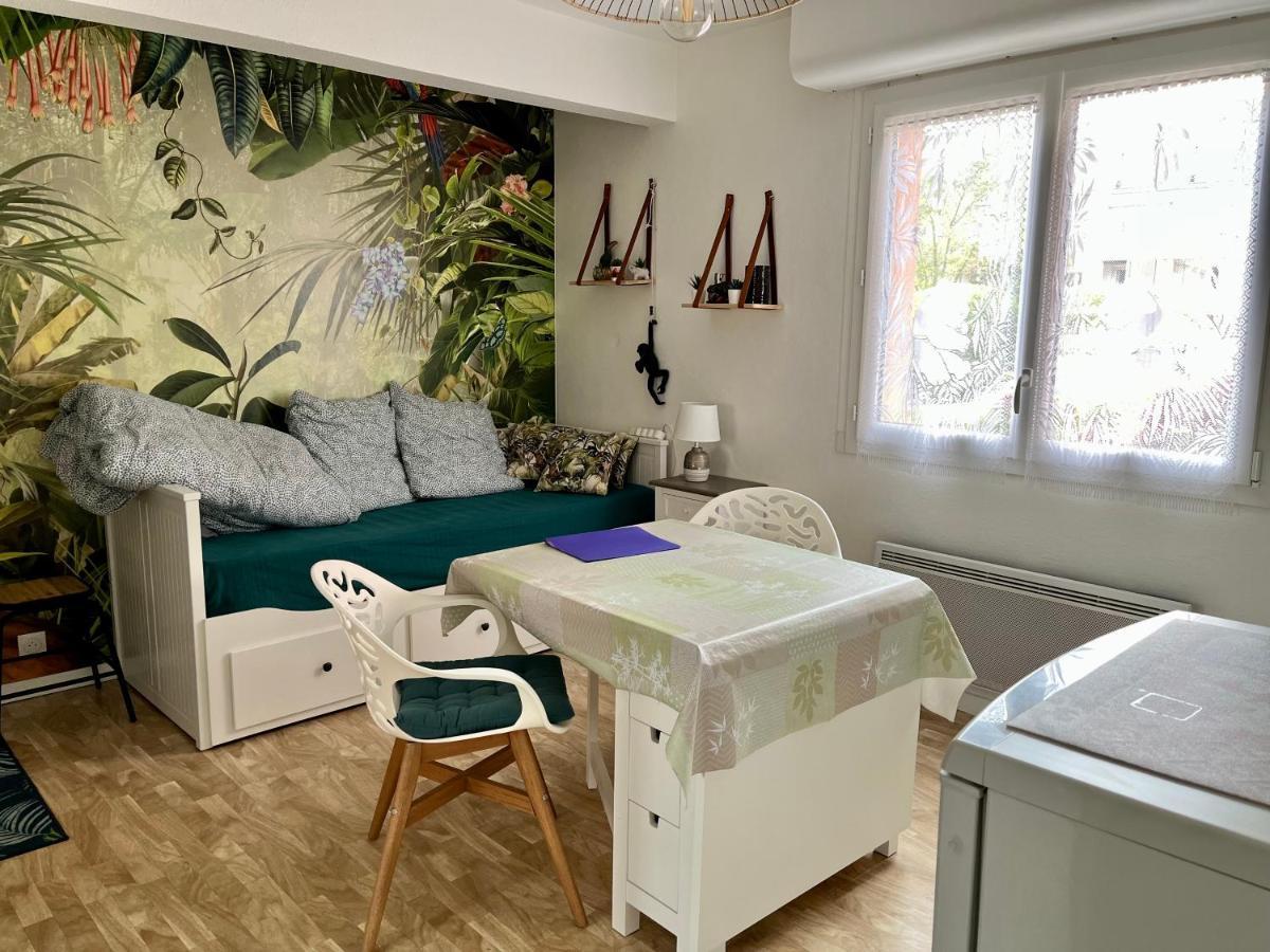Senane - Joli Studio A 50M De La Plage, Parking Leilighet Courseulles-sur-Mer Eksteriør bilde